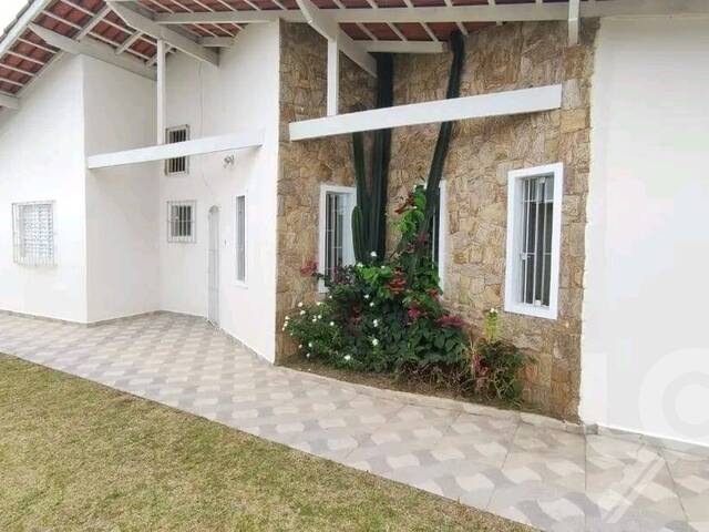 #317 - Casa para Venda em Caraguatatuba - SP